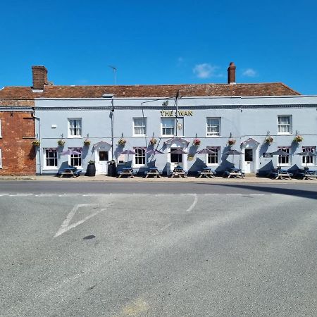 Swan Hotel By Greene King Inns Thaxted Exterior foto