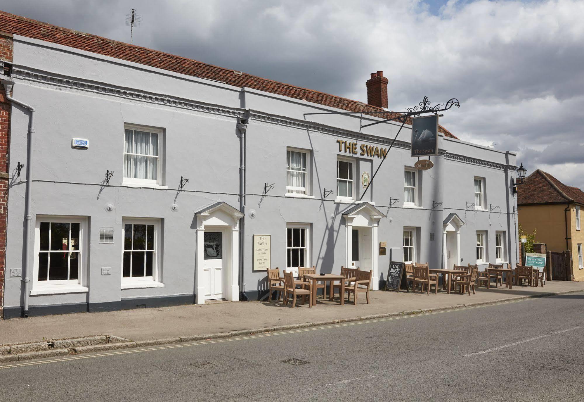 Swan Hotel By Greene King Inns Thaxted Exterior foto