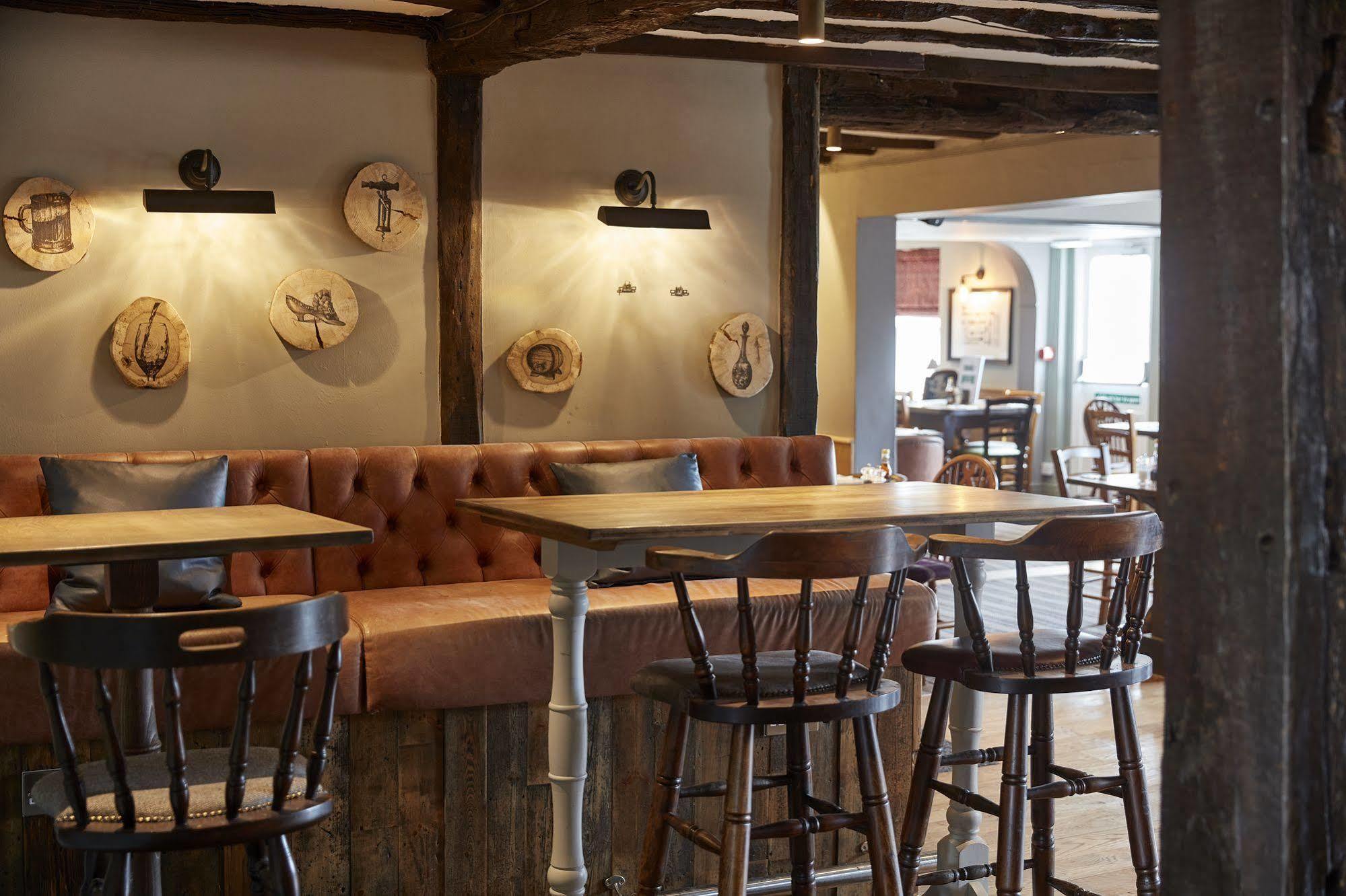 Swan Hotel By Greene King Inns Thaxted Exterior foto